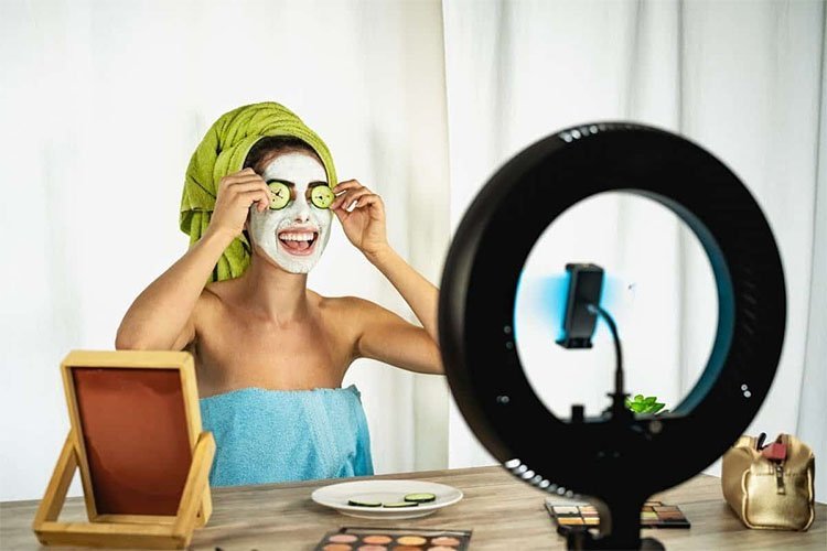 Social media marketing for skincare businesses.