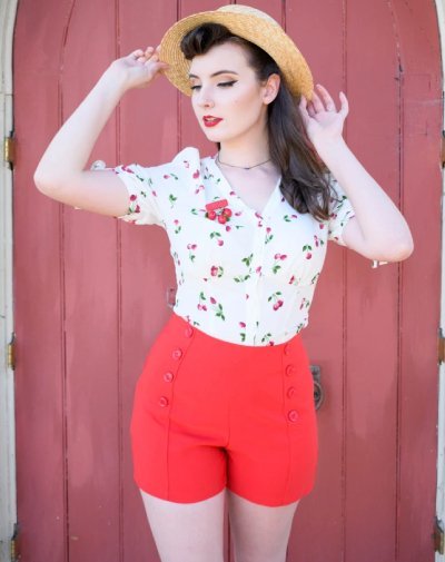 "Bellepoque: Where Vintage Charm Meets Modern Elegance - Rediscover Timeless Beauty, Embrace Classic Style"