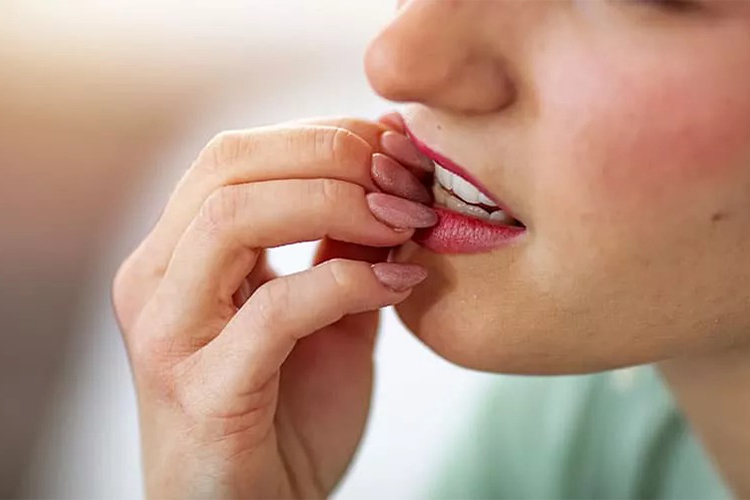 11 Toxic habits you should ditch today.