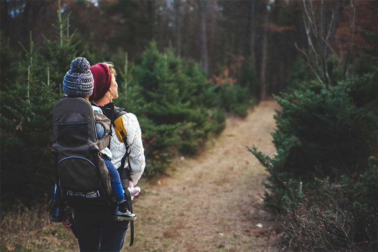 summer hiking advice for little children.