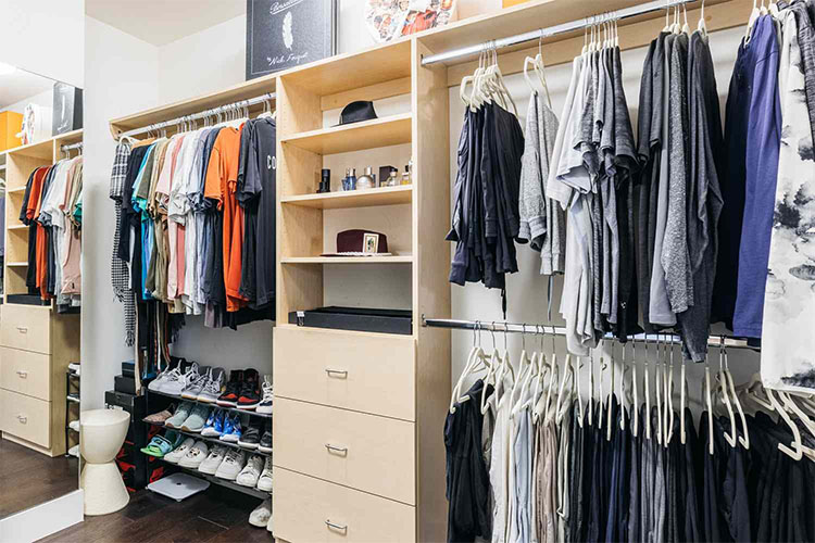 Provide closet organization tips.