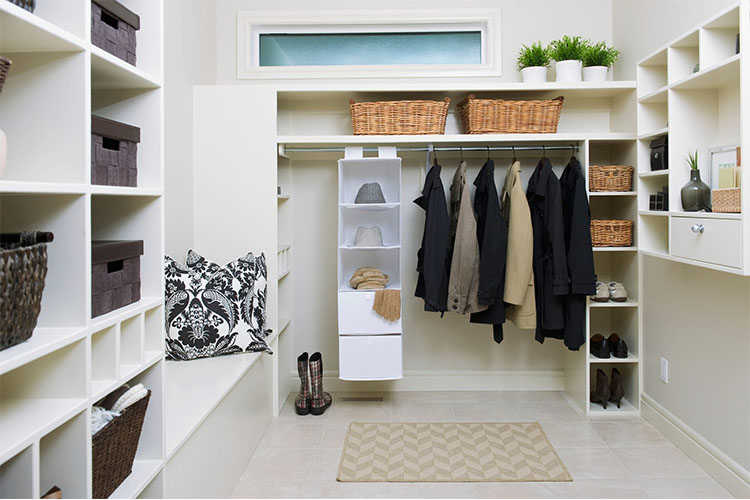 Provide closet organization tips.