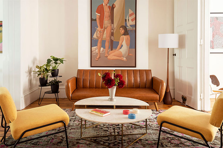 Provide tips for decorating a rental.