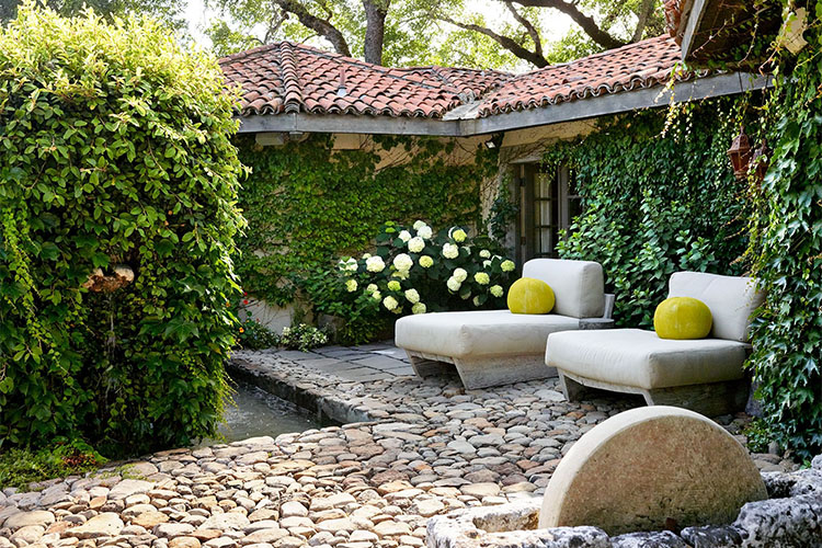 Small garden design ideas for outdoors.