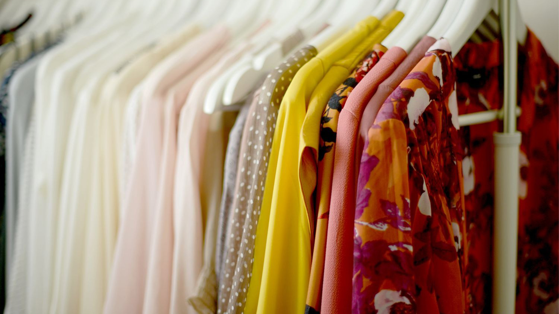 Always hang clothing correctly when hanging them up!