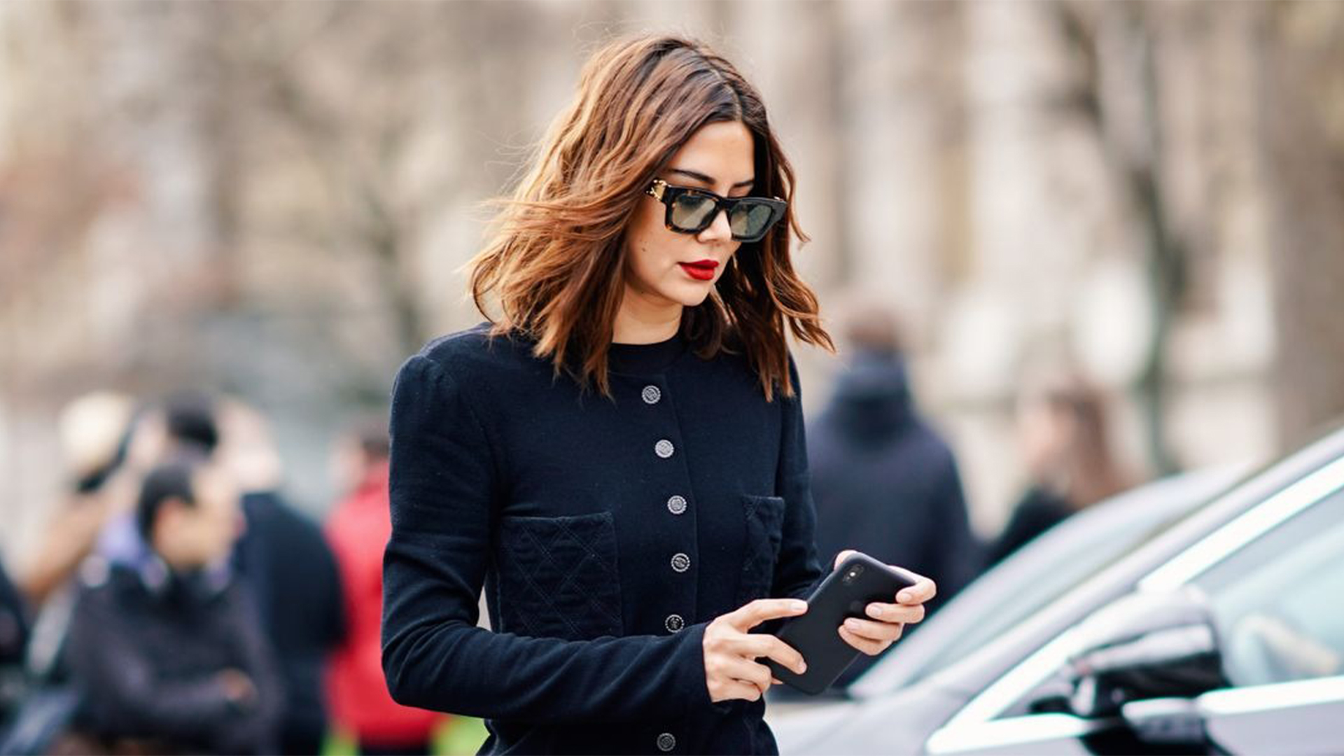 Apps that are a must-have for all fashion enthusiasts.