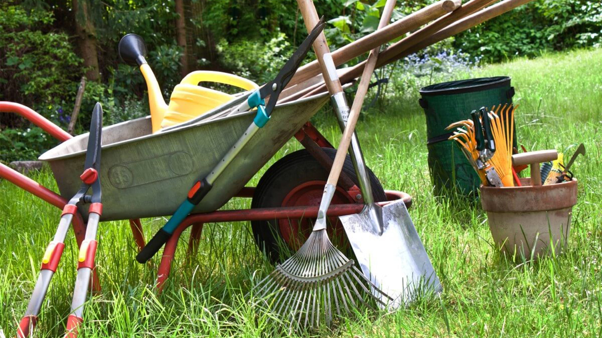 How to Take Care of and Maintain Your Gardening Equipment.