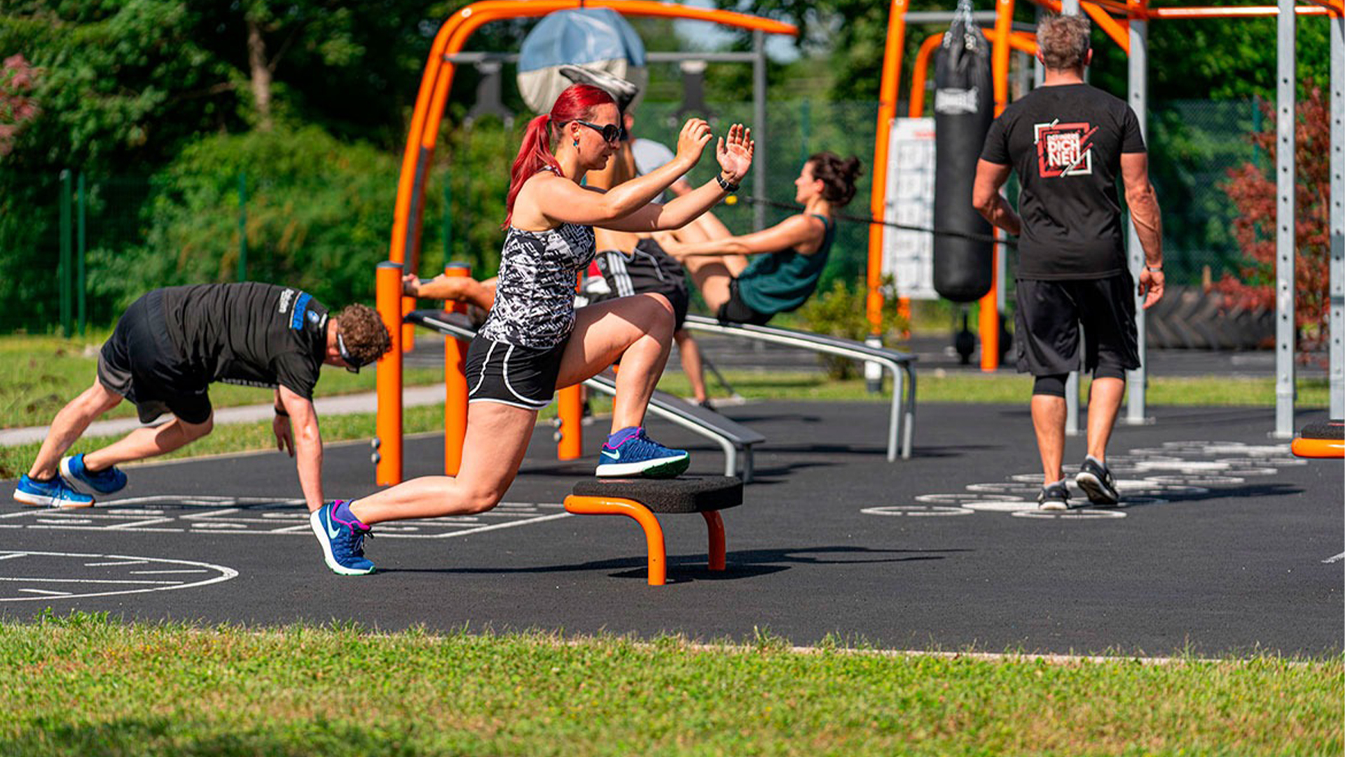 How to exercise outside using adult jungle gyms.