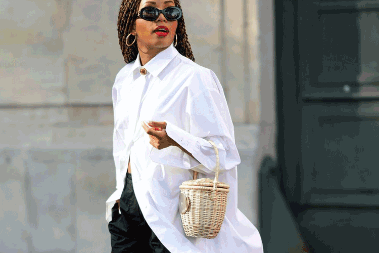 How to wear a belt bag to accessorise your look.