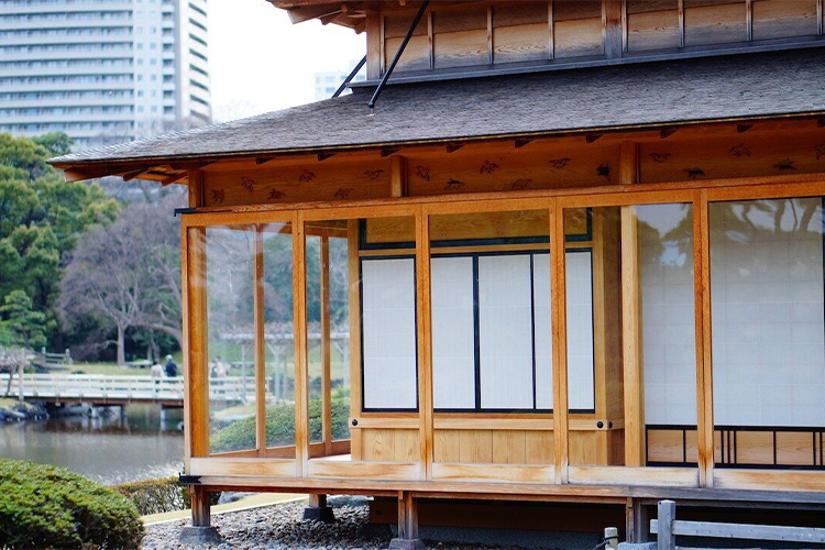 In conclusion, creating a traditional Japanese style home requires a focus on simplicity, natural materials, and traditional design elements. By incorporating these tips into your design, you can create a warm, inviting space that is both beautiful and functional. Whether you're building a new home or renovating an existing space, consider using these tips to create an authentic Japanese style home.