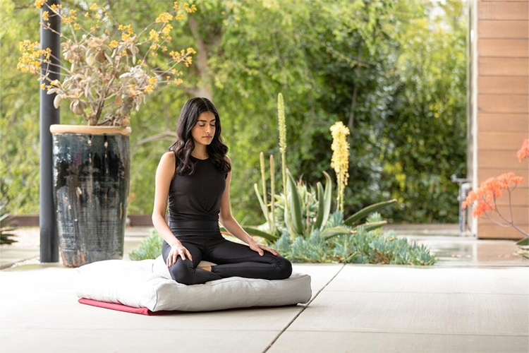 How to create a yoga area in your backyard.