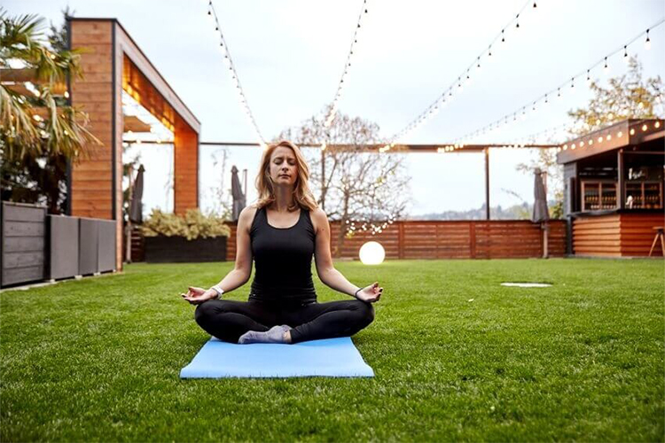 How to create a yoga area in your backyard.